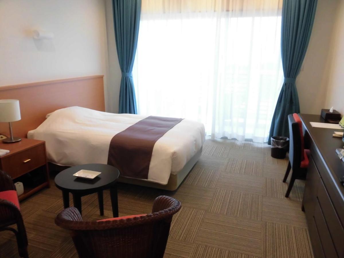 Sakura Resort Hotel Ishigaki Ishigaki  Buitenkant foto