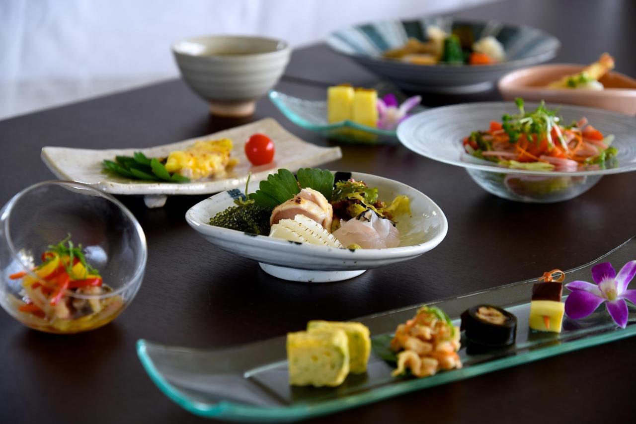 Sakura Resort Hotel Ishigaki Ishigaki  Buitenkant foto