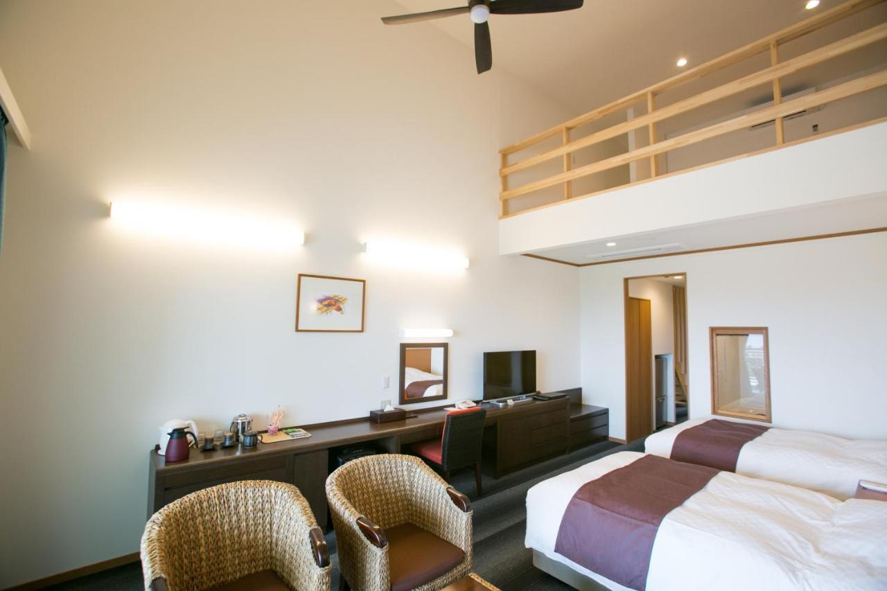 Sakura Resort Hotel Ishigaki Ishigaki  Buitenkant foto