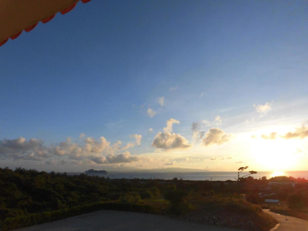 Sakura Resort Hotel Ishigaki Ishigaki  Buitenkant foto